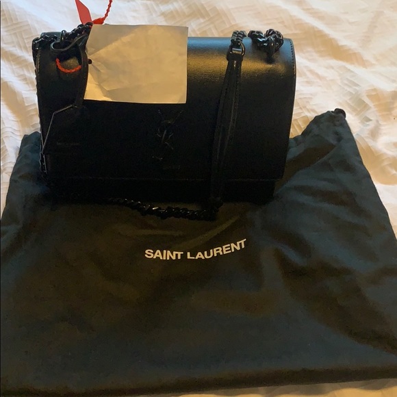 Brand New Saint Laurent - Picture 7 of 7